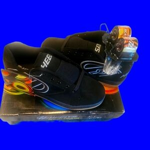 NWT Mens Heelys size 10